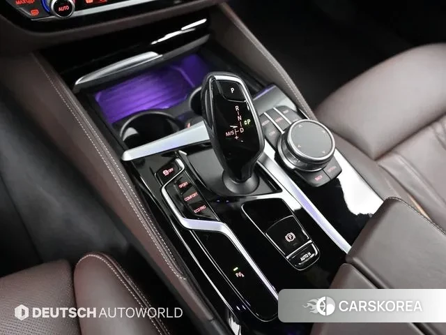 BMW 5 Series (G30) id 3534596 из Кореи 19