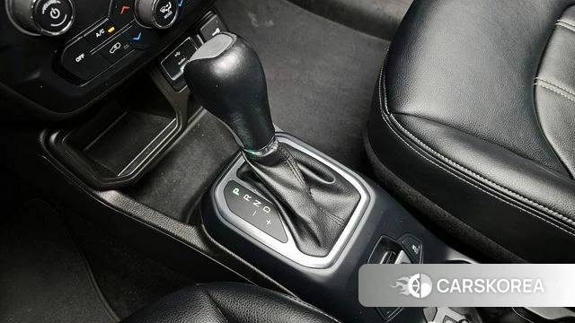 Jeep Renegade id 3936090 из Кореи 19