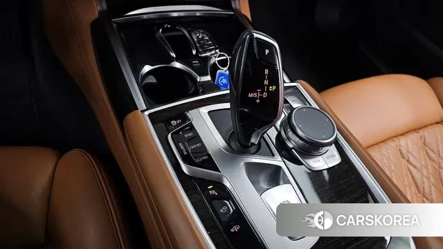 BMW 7 Series (G11) id 3659826 из Кореи 19