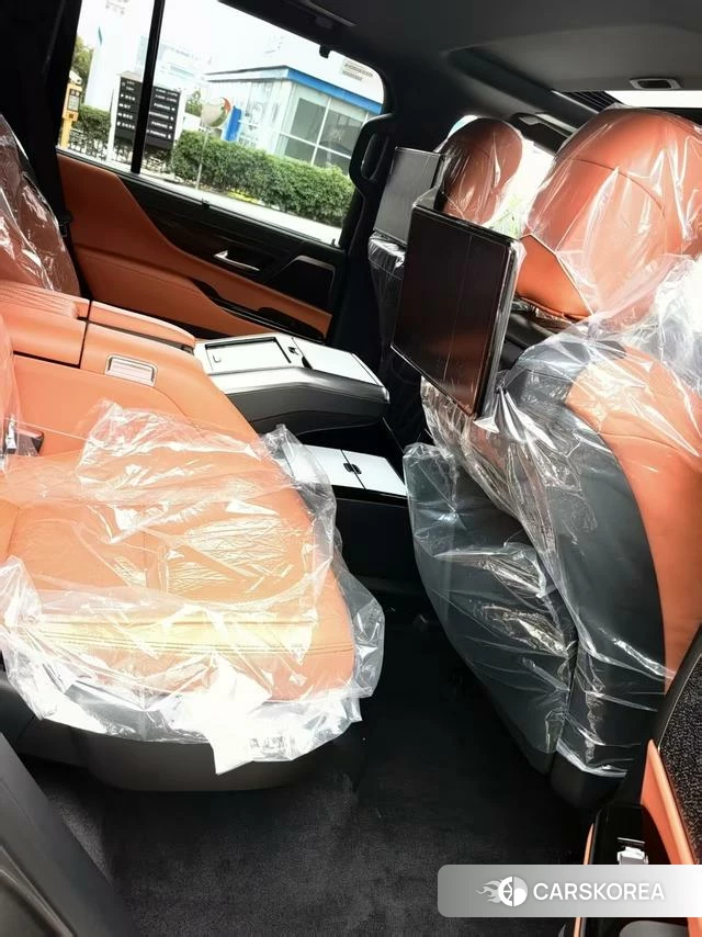 Lexus LX id 4259835 из Китая 13