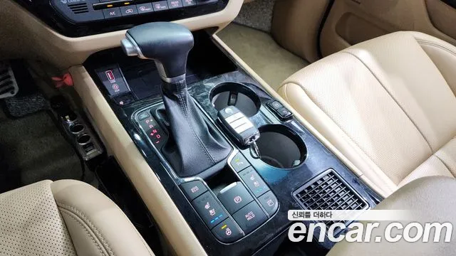 Kia The New Carnival id 2808200 из Кореи 19