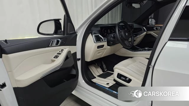 BMW X5 (G05) id 4756942 из Кореи 31