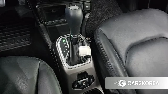 Jeep Renegade id 3659631 из Кореи 19