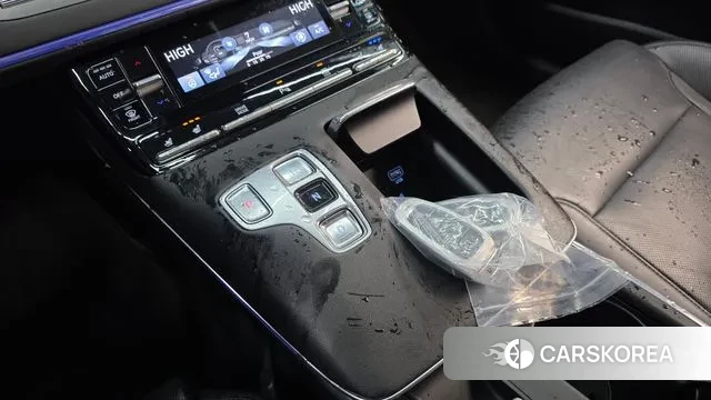 Hyundai The New Grandeur IG id 3416066 из Кореи 19