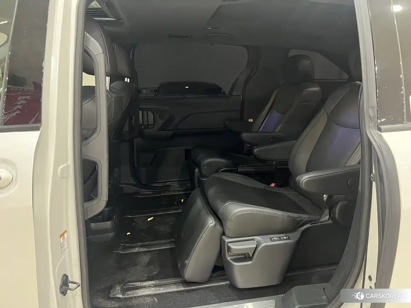 Toyota Sienna id 4545774 из Китая 9