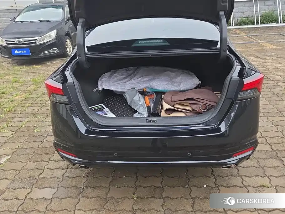 Nissan Altima id 4548352 из Китая 15