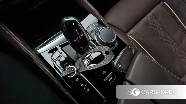 BMW 5 Series (G30) id 3615715 из Кореи 19