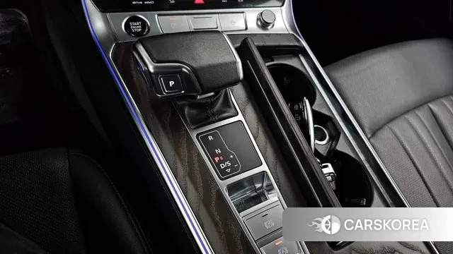 Audi A6 (C8) id 3712582 из Кореи 19