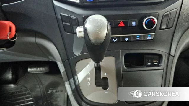 Hyundai The New Grand Starex id 4318049 из Кореи 19
