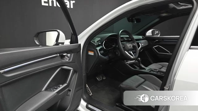 Audi Q3 (F3) id 4951220 из Кореи 32
