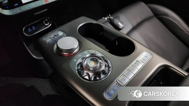 Genesis GV60 id 3964835 из Кореи 19