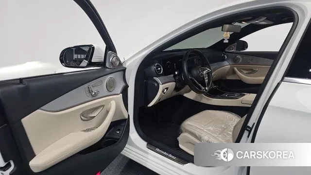 Mercedes-Benz E-Class W213 id 3691741 из Кореи 19