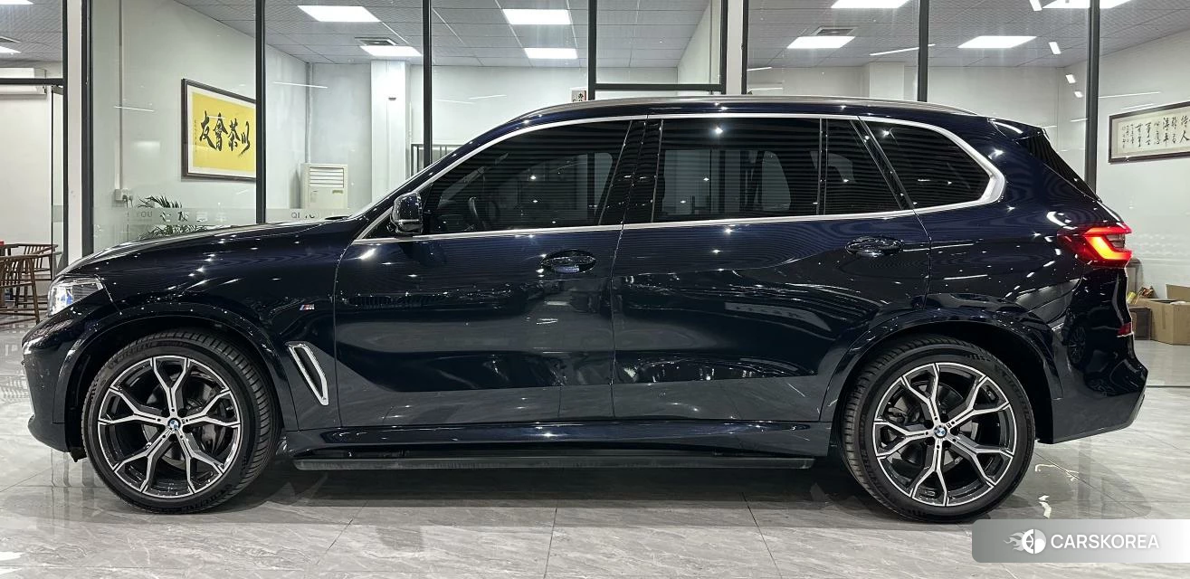 BMW X5 id 4420417 из Китая 25