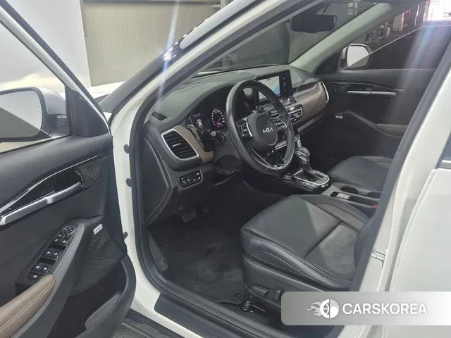 Kia Seltos id 3645831 из Кореи 19