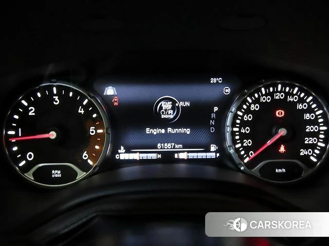 Jeep Renegade id 4459401 из Кореи 19