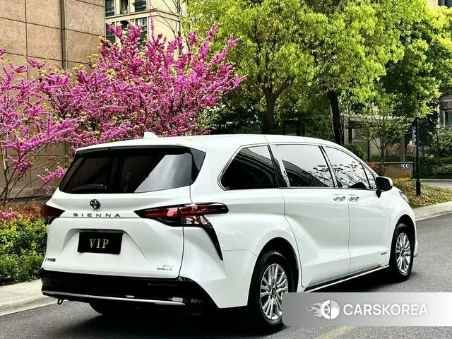Toyota Saina id 4307050 из Китая 9