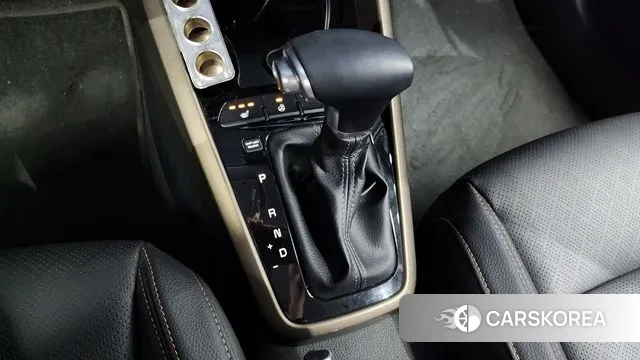 Kia Stonic id 3029411 из Кореи 19