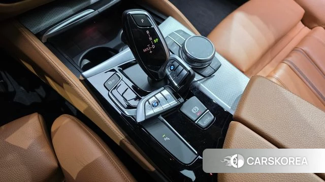 BMW 5 Series (G30) id 3880260 из Кореи 19