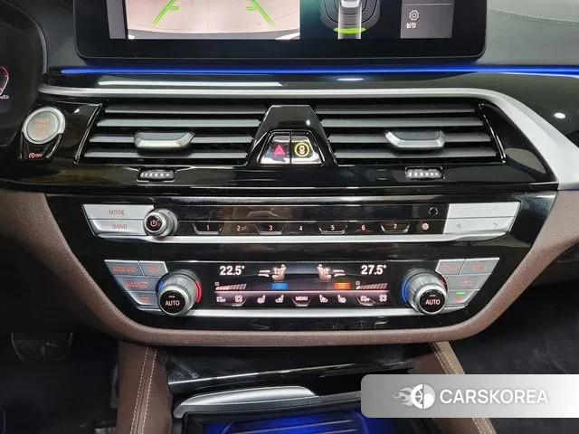 BMW 5 Series (G30) id 3586764 из Кореи 19