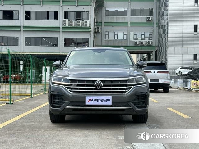 Volkswagen Touareg id 4393464 из Китая 17