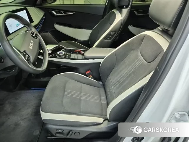 Kia EV6 id 3497381 из Кореи 19