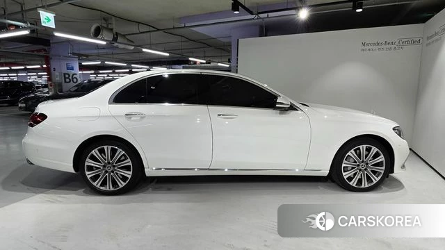 Mercedes-Benz E-Class W213 id 3935097 из Кореи 19