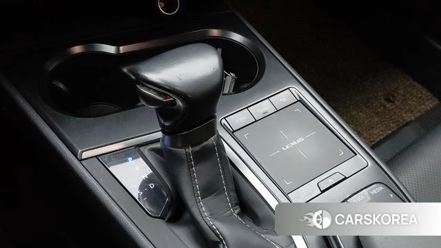 Lexus UX250h id 4384297 из Кореи 19
