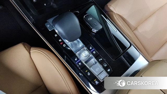 Kia K7 Premier Hybrid id 4389629 из Кореи 29