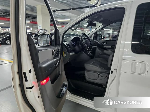 Hyundai The New Grand Starex id 3814326 из Кореи 14