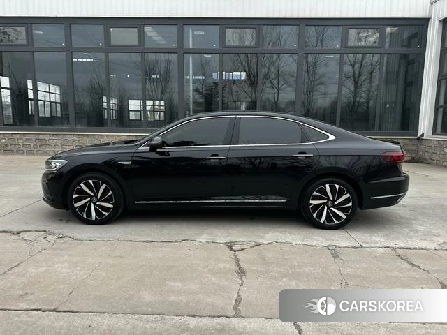Volkswagen Passat id 4182594 из Китая 9