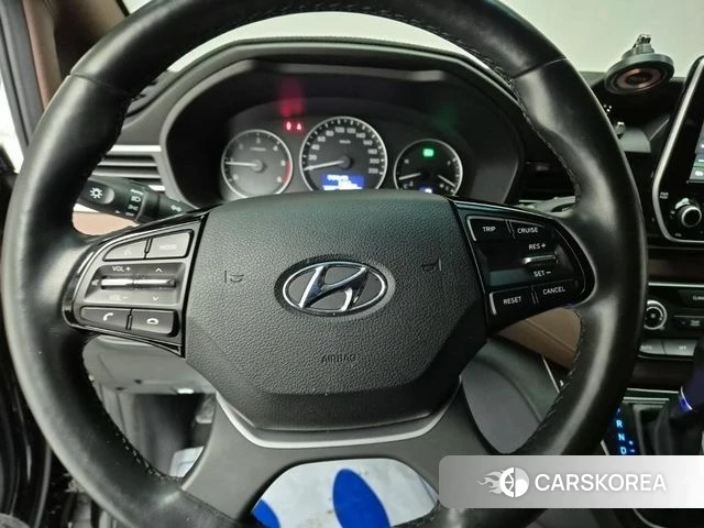 Hyundai The New Grand Starex id 3843900 из Кореи 18