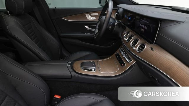 Mercedes-Benz E-Class W213 id 4602840 из Кореи 19