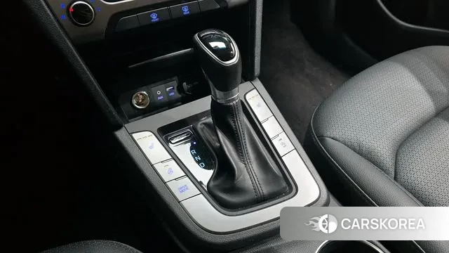 Hyundai Avante AD id 3380809 из Кореи 19