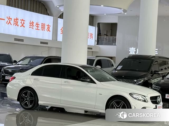 Mercedes-Benz Class C id 4275331 из Китая 15
