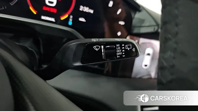 Porsche Taycan id 2900077 из Кореи 19