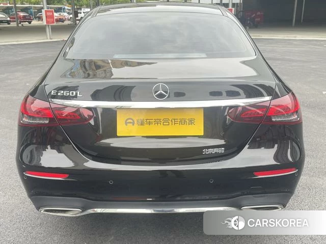 Mercedes-Benz E-class id 4256430 из Китая 19