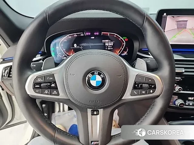 BMW 5 Series (G30) id 2890095 из Кореи 19