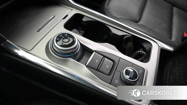 Ford Explorer 6th Generation id 3859159 из Кореи 19