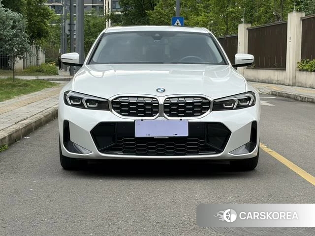 BMW 3 series id 4215129 из Китая 26