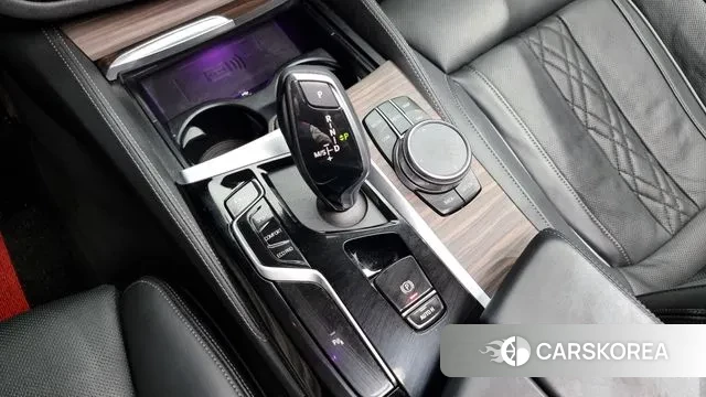 BMW 5 Series (G30) id 2894772 из Кореи 19