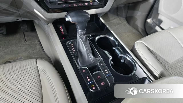 Kia The New Carnival id 3873698 из Кореи 19