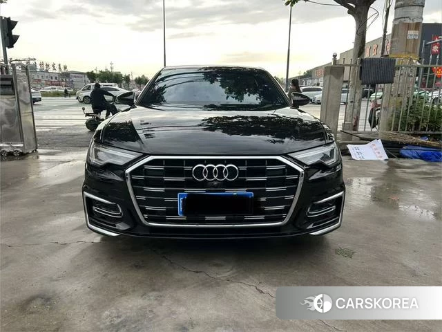 Audi A6L id 4278832 из Китая 9