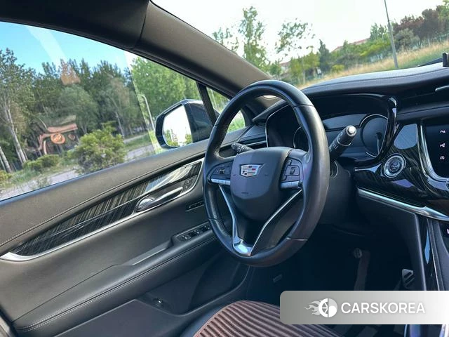 Cadillac XT6 id 4253501 из Китая 26