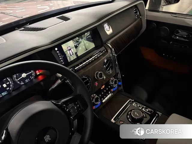 Rolls-Royce Cullinan id 3484541 из Кореи 19