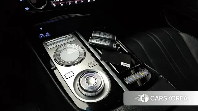 Genesis G80 (RG3) id 3690888 из Кореи 19