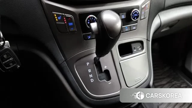 Hyundai The New Grand Starex id 3307832 из Кореи 19