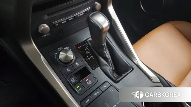 Lexus NX300h id 3470073 из Кореи 19