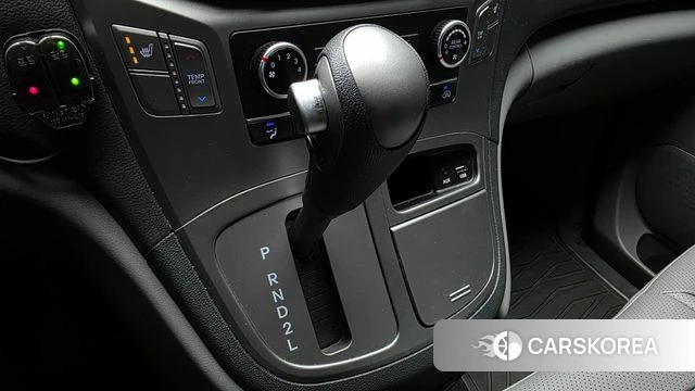 Hyundai The New Grand Starex id 4937488 из Кореи 19