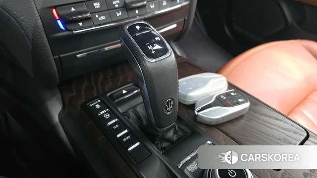 Maserati Ghibli id 4592094 из Кореи 33