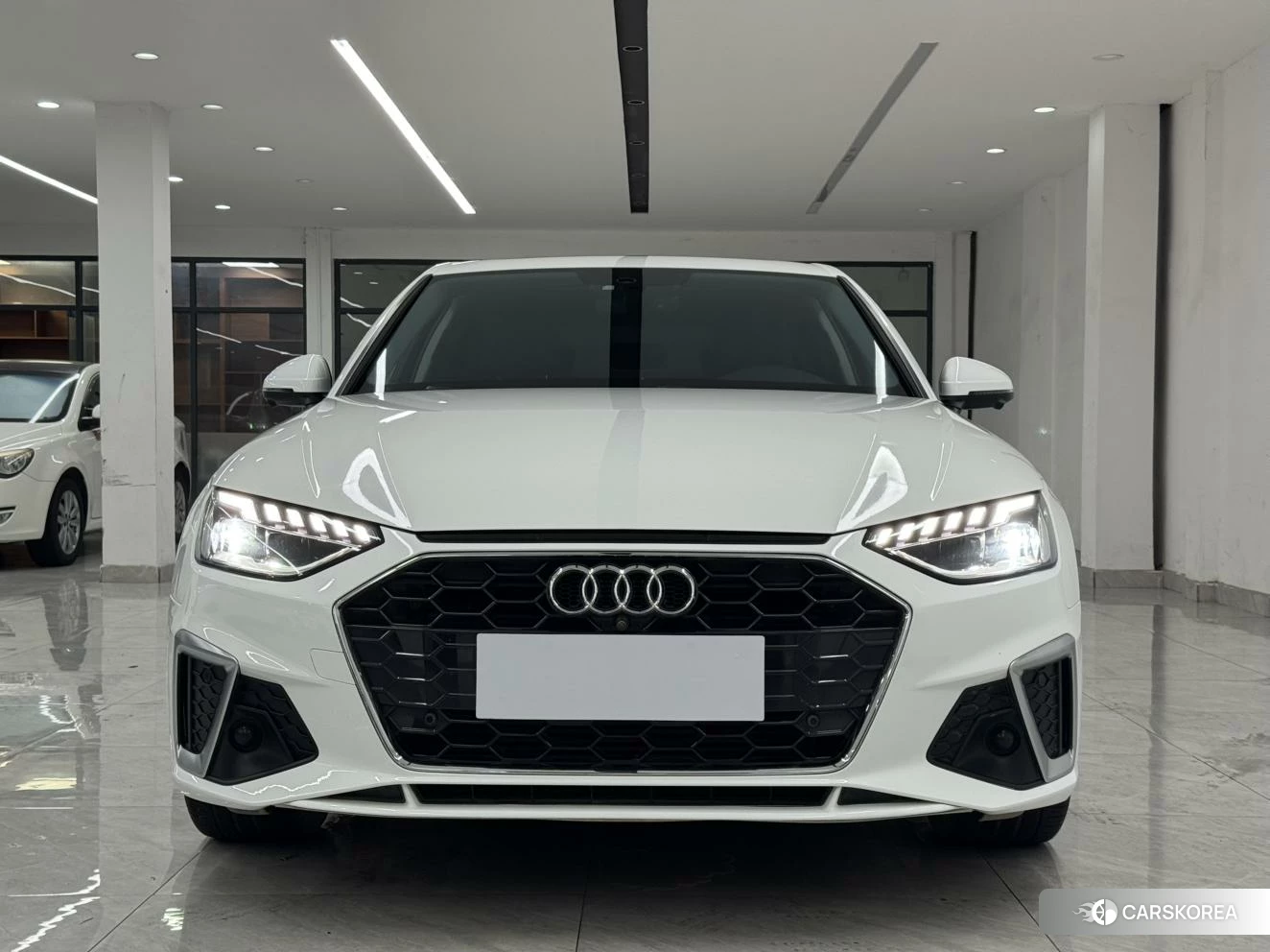 Audi A4L id 4407251 из Китая 11
